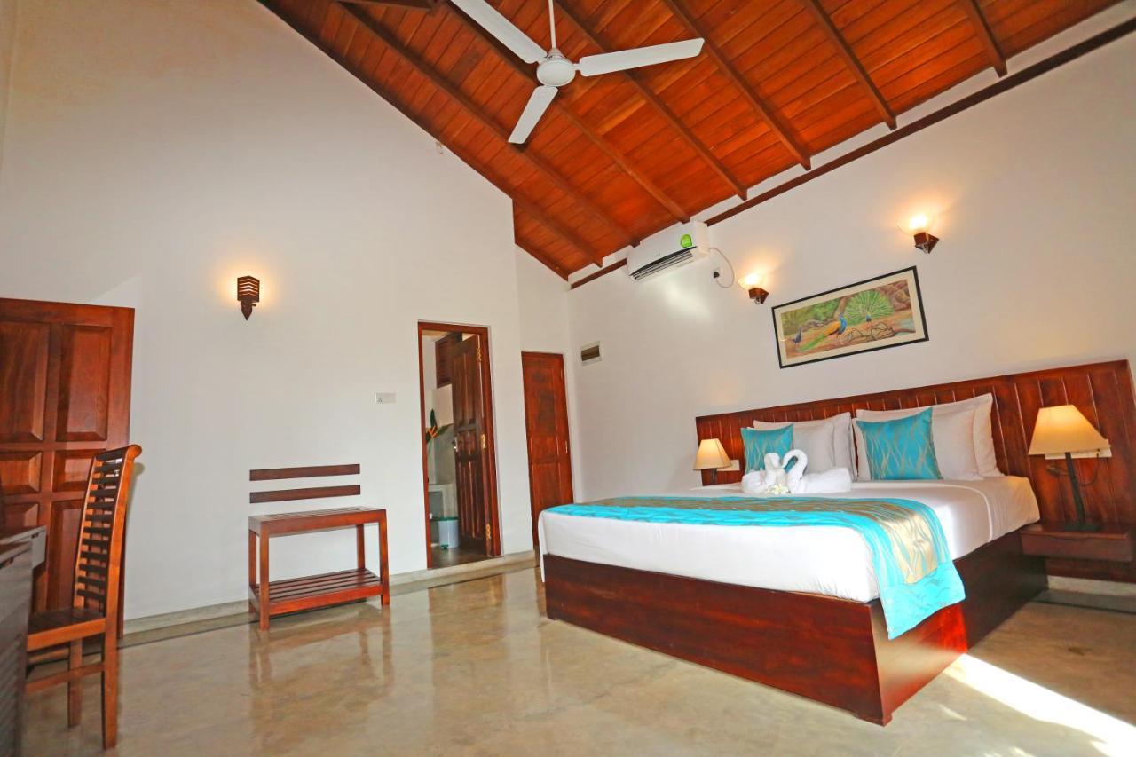 Villa Peacock Walahanduwa Zewnętrze zdjęcie
